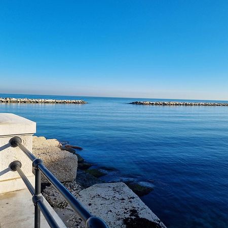Locazione Turistica Adriatico Hotel Bari Buitenkant foto