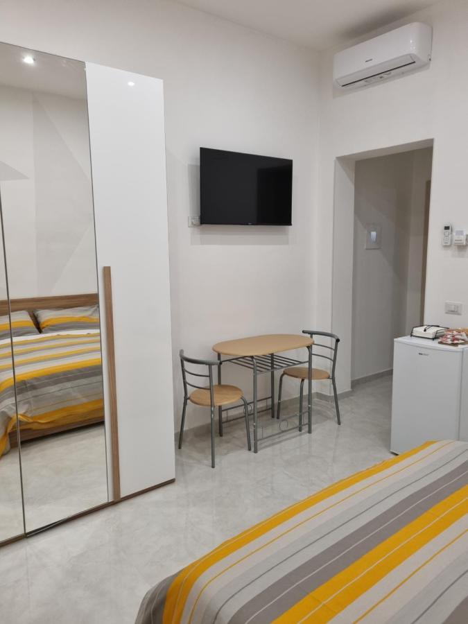 Locazione Turistica Adriatico Hotel Bari Buitenkant foto