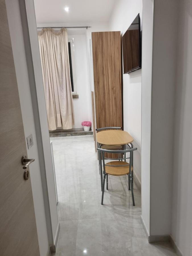 Locazione Turistica Adriatico Hotel Bari Buitenkant foto
